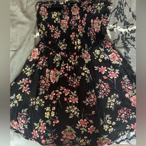 Garage strapless romper